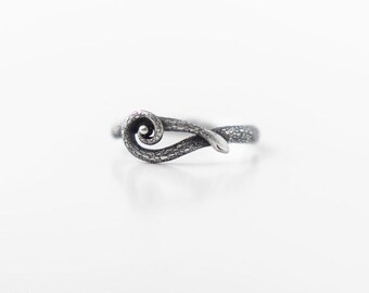 Snake Ring, Animal Ring, Sleeping Snake Jewelry, Tiny Ring, Serpent Ring