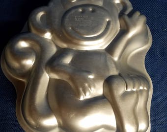 Monkey Cake Pan, Primate Cookie or Gelatin Mold, Wilton Aluminum Pan