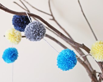 Pom Pom Garland // Blue Grey Yellow // 17 Pom Poms // 1.3m