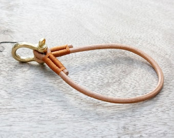 Leather Key Chain Bracelet Keychain Wrist Leather Bracelet Keyring Key Holder Leather Keychain Leather keyfob (MC-130)