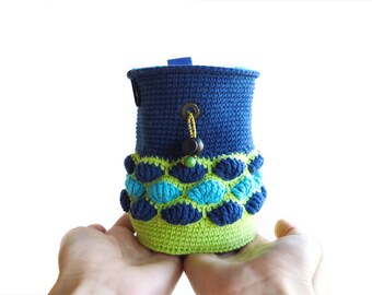 Rock Climber Chalk Bag. Indoor Rock Climbing and Outdoor Gift Idea. Crochet Chalkbag - M Size