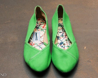 Vintage Bright Green Canvas Flats by Browsabouts Size 6