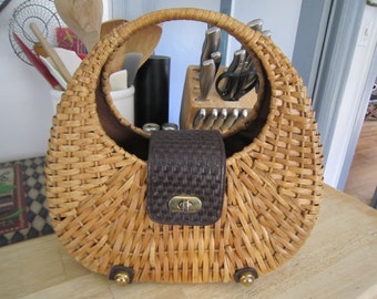 Rattan Adrienne Vittadini Handbag Awesome