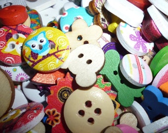 Mixed lot Craft buttons pack of 30 Assorted random wooden lots of buttons