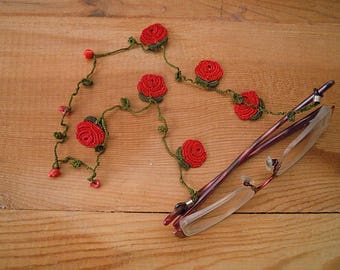 eyeglass chain, red rose, crochet