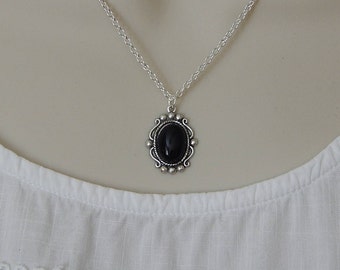 Vintage Style Onyx Necklace, Black Onyx Pendant, Silver Black Onyx Necklace, Oval Pendant