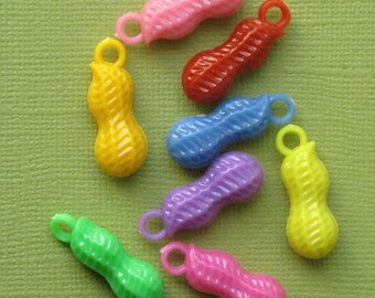 12 Peanut Charms Kitschy Colorful Kawaii K033