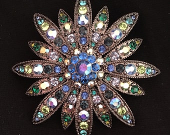 Joan Rivers Flower Brooch / Pin