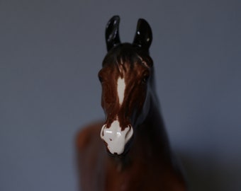 LARGE Vintage Hertwig Eastern Germany Porcelain Bay Mare Horse Figurine
