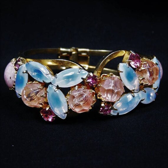 Juliana Rhinestone Clamper / Moonstone Art Glass Hinged Bracelet / Cuff / DeLizza Elster
