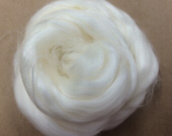 Milk Fiber / Felting Fiber / Protein Fiber / Natural -1/4 Oz- Nuno Felting / Wet Felting / Felting Supplies / Needle Felting / Ashland Bay