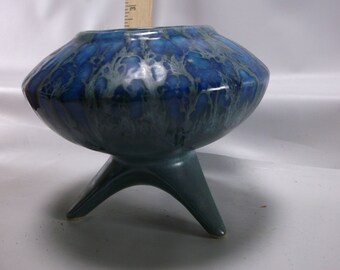 Vintage Mid-Century Retro 1960's U F O Blue Drip Glaze Ceramic Planter.epsteam