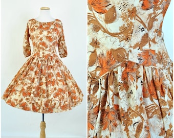 Vintage 1950's floral dress/ 50's dress sz XS - S Autumn floral print / fit and flare / drop waist, 3/4 sleeve / 1950's New Look dress