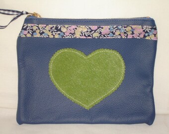 Flat clutch in blue cowhide leather