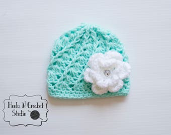 Newborn crochet hat, newborn girl hat, newborn mint hat, newborn girl beanie, preemie baby hat, preemie girl hat, preemie crochet hat