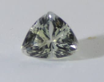 Kunzite or Spodumene 6.45ct,February Birthstone,Trillion Shape,VVS/IF Clarity,Sourced from Afghanistan,