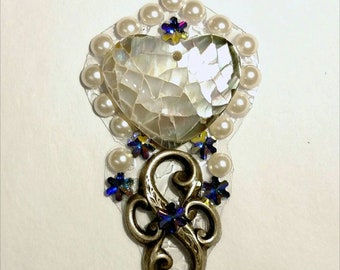 Mother of Pearl Hart and Crystal Bindi