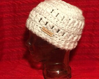 Snow Drifts Messy Bun Hat| Ponytail Hat| Runners Hat| Winter | Handmade