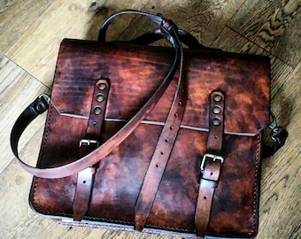 Leather Messenger bag vintage style. Rustic brown color and patina effect.Hand made