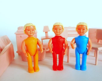 Vintage Dollhouse Furniture Marx Laundry Room and Bruder Figures Dolls Plastic Toy Set 1950's