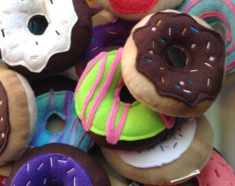 Squeaky Dog Donuts | Dog Toys | Donuts Set of 2 | New Dog Gift | Squeaky Toy | Puppy Toy | Squeaky Dog Toy | Gift for Puppy | Donut Toys