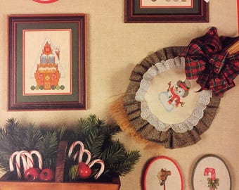 Cross 'N Patch Homespun Christmas Counted Cross Stitch