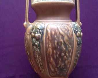 Roseville Pottery 1924 Florentine pattern 255-8 Vase Art Deco handles/warm finish