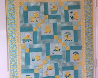 Appliqué Ducks Baby Quilt
