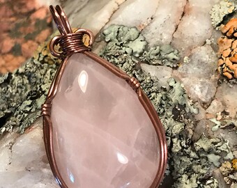 A0033 Quartz Gemstone in Hand Crafted Cage