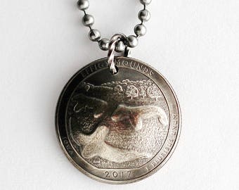 Efigy Mounds, Domed Coin Necklace, U.S. Commemorative Quarter National Monument, Iowa, Pendant Jewelry Hendywood CPQE29