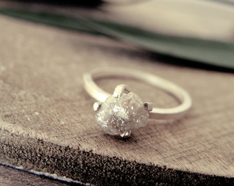 White grey diamond ring, raw diamond ring, promise ring, engagement ring, raw diamond ring, rough diamond, natural diamond, uncut diamond