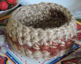 Crochet Basket with Maroon Roving