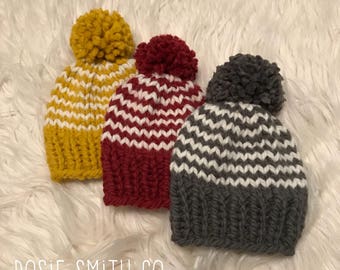 Knit Baby Hat // Hand Knit Baby Beanie // Chunky Knit Baby Hat // Baby Beanie // Knit Pom Pom Hat // Photo Prop Hat // Child Chunky Beanie