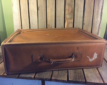 Vintage Leather Top Zip Suitcase