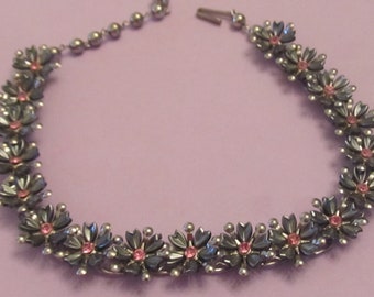 Vintage Pink Rhinestone Smoky Grey Molded Lucite Plastic Flower Choker Necklace