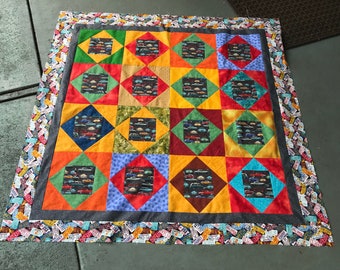Quilt Top : Old Fashioned Cars w/extra fabric & 3 blocks