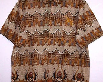 Men's Vintage Batik Shirt M / L Cotton Button Down Short Sleeve Boho Hippie