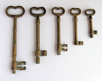 Set of 5 Vintage Brass Skeleton Keys