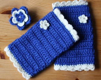 Crochet Fingerless Gloves and Brooch