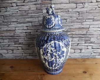 Vintage Royal Sphinx blue and white ginger jar with lid with dog of foo
