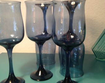 Set of 6 cobalt wine glasses