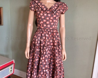 1950s Western Cowgirl Cotton Floral Honky Tonk Dress Ric Rac Trim and Tiered Skirt-S