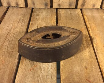 Vintage Sad Iron, Cast Iron Sad Iron