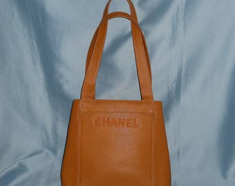 Authentic vintage Chanel bag! Genuine leather!