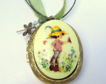 Large, Precious Moments, Vintage Cameo Locket, Ribbon Necklace, Extension Chain