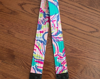 CAMERA STRAP in Lilly Pulitzer 2016 Safari Sighted