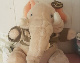 Wrinkles the elephant