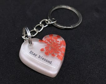 Key ring heart shaped power line and real dried flowers