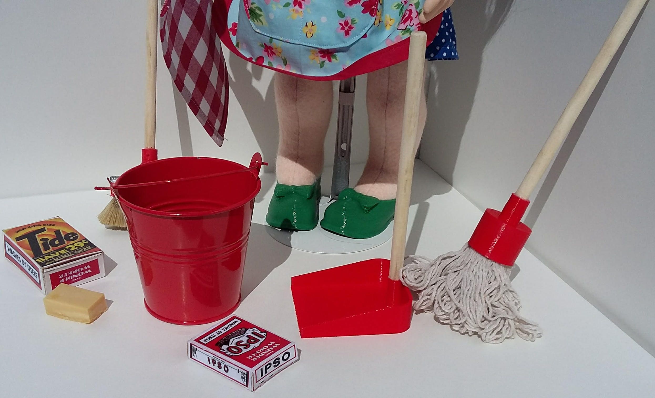 Cleaning set for 18 inch dolls 3D printed in PLA and other