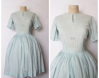 SALE || Vintage 1950s Dress | 50s Full Skirt Polka Dot Dress | Pale Blue Keyhole Dress | 50s Robins Egg Blue Polka Dots Dress | L